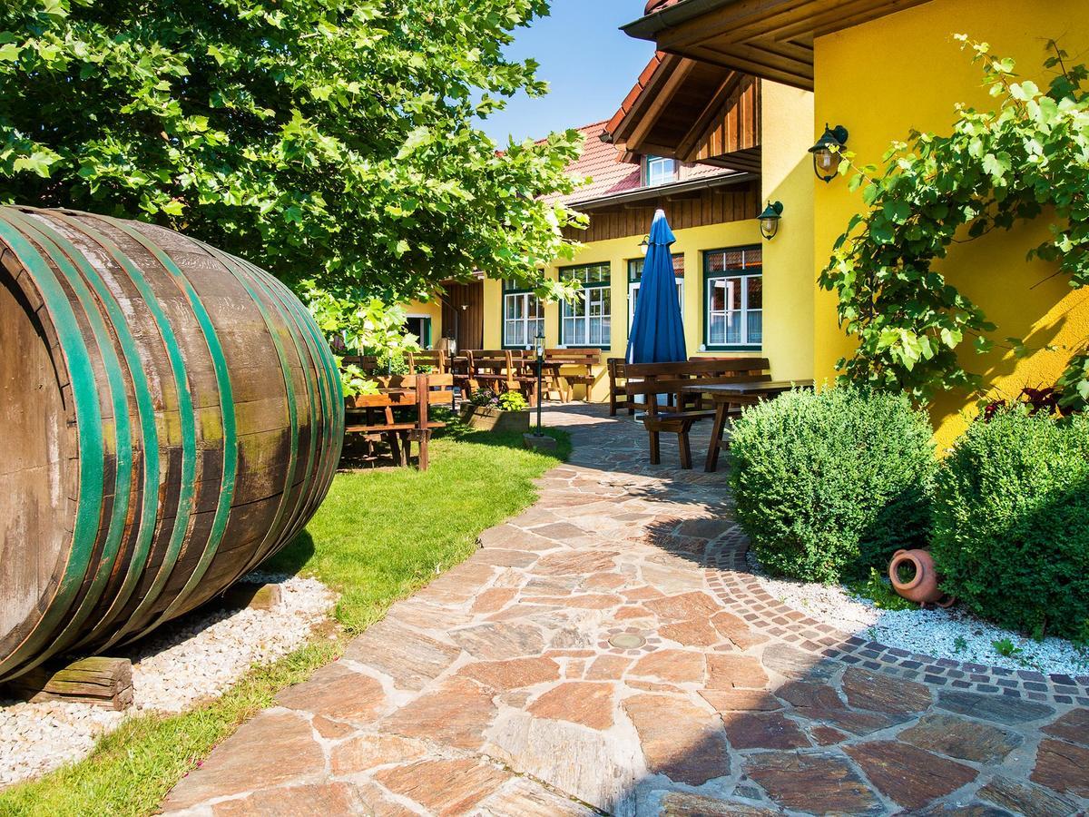 Landhof Steinbaeck Hotel Sankt Stefan ob Stainz Екстериор снимка